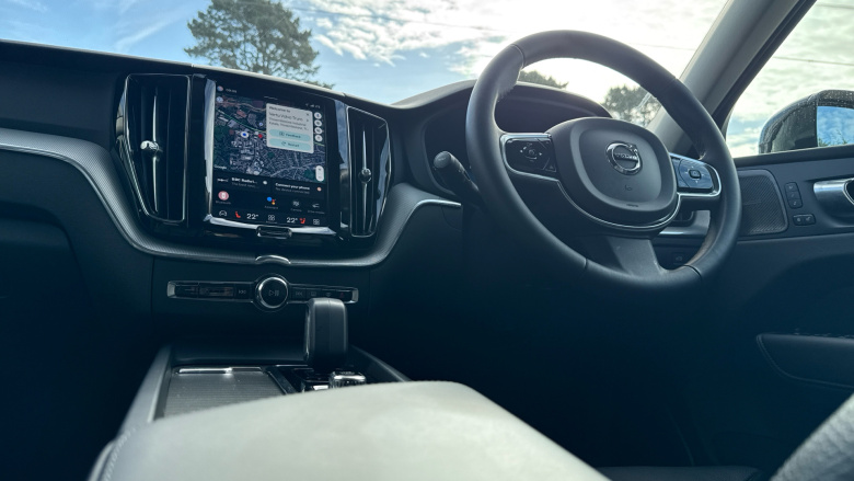 Volvo XC60 2.0 B4D Plus Dark 5dr AWD Geartronic Diesel Estate